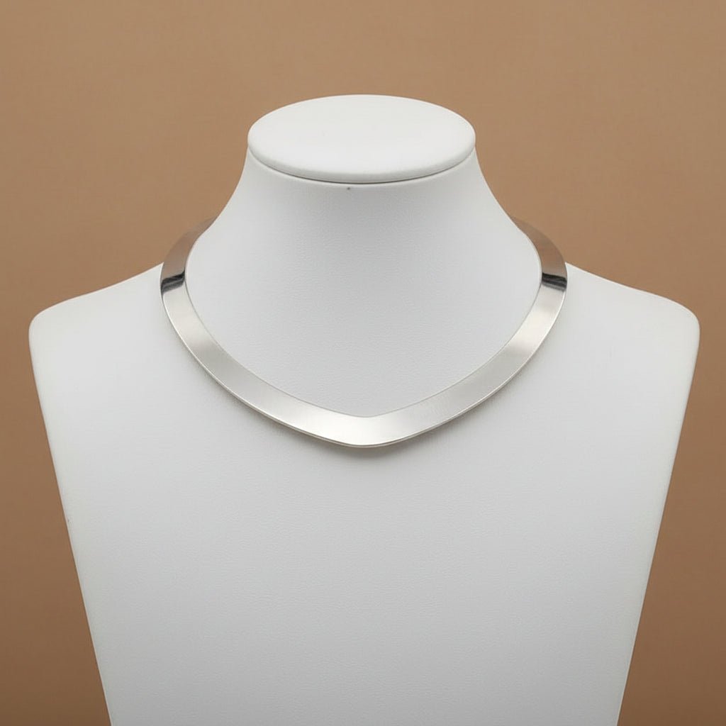 18K Gold Plated Stainless Steel Collar - Kilau Nara