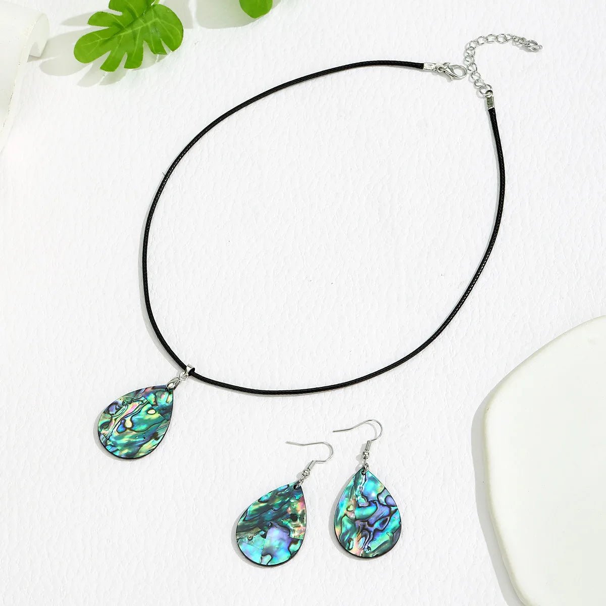Abalone Shell Necklace & Earring Set - Kilau Nara
