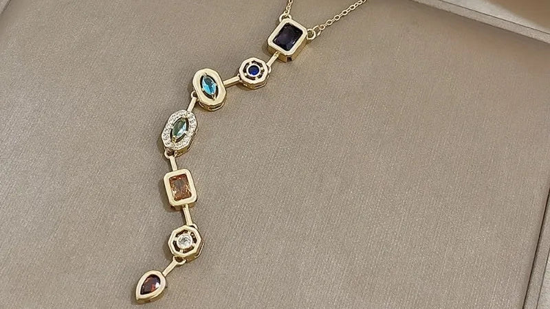 Gold Maximalist Pendant Necklace - Kilau Nara
