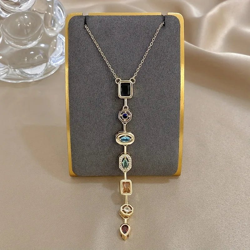 Gold Maximalist Pendant Necklace - Kilau Nara